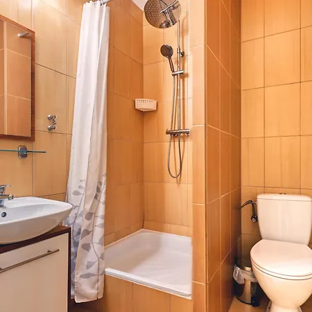Oda ve Kahvaltı Brido 3*